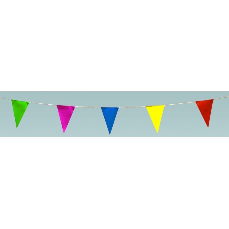 Guirnalda triángulos 10m 25*35cm ideal para exteriores. Gran durabilidad.