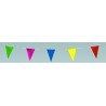 Guirnalda triángulos 10m 25*35cm ideal para exteriores. Gran durabilidad.